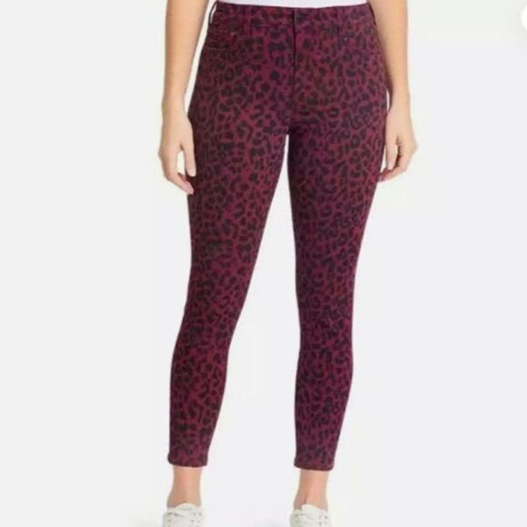 Social Standard Womens 8 Skinny Ankle Cheetah Print Stretch Pants Red Black NWT - Picture 1 of 9